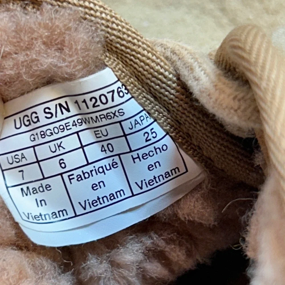 UGG neumel fluff